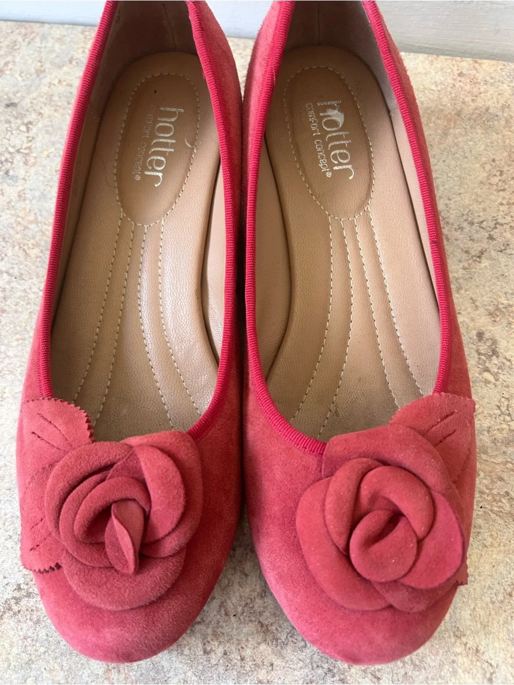 hotter by comfort concept Periwinkle soft red suede wedge US 8/UK 6